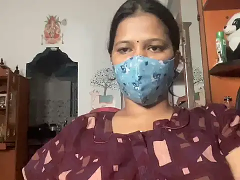 Tamil Sanjana  online show from 17, 9, 2025