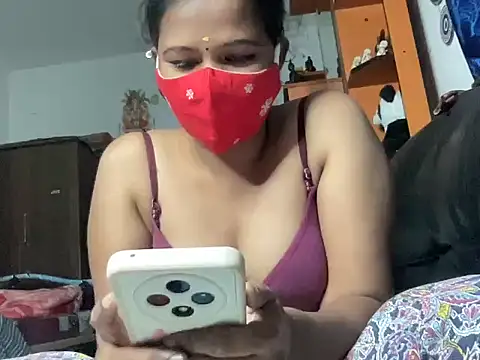 Tamil Sanjana  online show from 19, 12, 2025