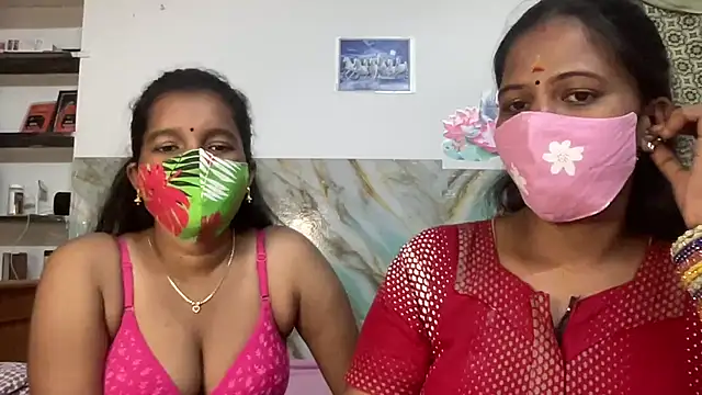 Snapshot of Tamil_Sanjana_ chatting on 2, 7, 2026 Tamil Sanjana online show from 2, 7, 2026