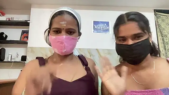 Snapshot of Tamil_Sanjana_ chatting on 10, 7, 2026 Tamil Sanjana online show from 10, 7, 2026