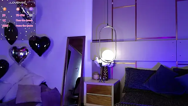 Sienna Blake  online show from 8, 11, 2025