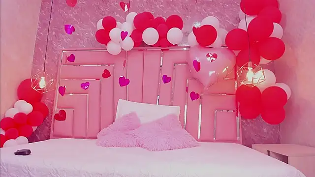 SEXY HOTTIE   online show from 24, 2, 2025