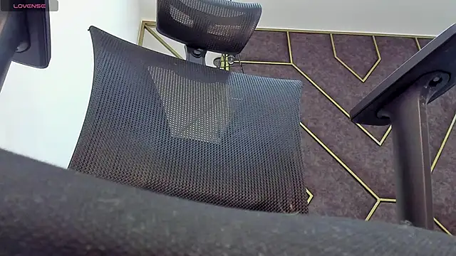 Snapshot of AbrilSonne chatting on 4, 1, 2025 AbrilSonne online show from 4, 1, 2025