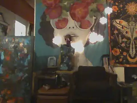 Snapshot of SilverandFox chatting on 8, 1, 2025 SilverandFox online show from 8, 1, 2025