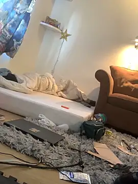 Snapshot of SilverandFox chatting on 13, 10, 2025 SilverandFox online show from 13, 10, 2025