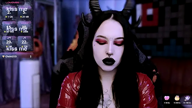 Snapshot of alexx_succubus chatting on 25, 10, 2025 alexx succubus online show from 25, 10, 2025