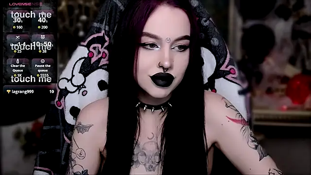 Snapshot of alexx_succubus chatting on 13, 11, 2025 alexx succubus online show from 13, 11, 2025