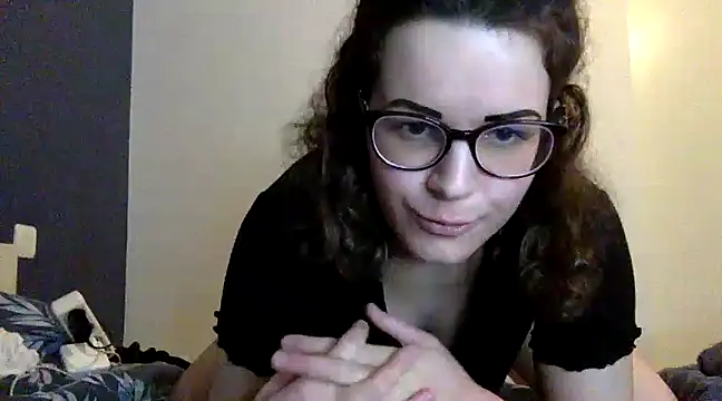 Snapshot of LolaGuess chatting on 11, 1, 2025 LolaGuess online show from 11, 1, 2025