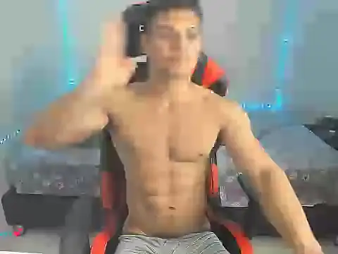 Snapshot of oliver_thompsson7 chatting on 2, 3, 2026 oliver thompsson7 online show from 2, 3, 2026