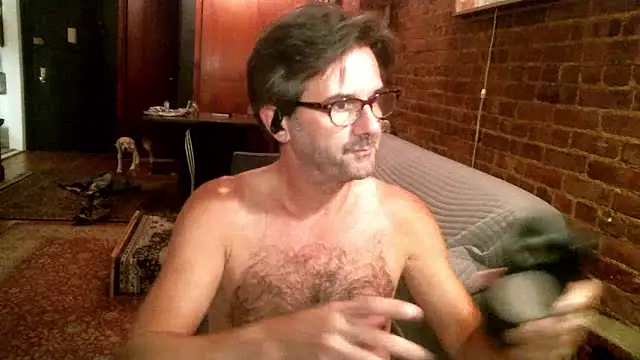 Johnny Bottoms online show from 13, 10, 2025