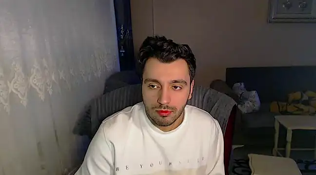 Snapshot of handsomeee04 chatting on 9, 2, 2025 handsomeee04 online show from 9, 2, 2025