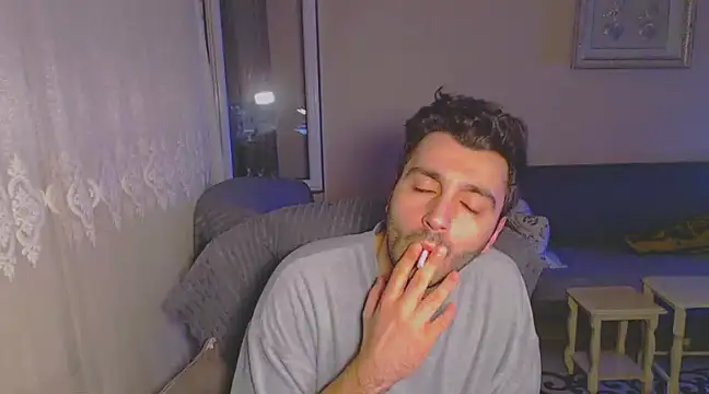 Snapshot of handsomeee04 chatting on 16, 2, 2025 handsomeee04 online show from 16, 2, 2025