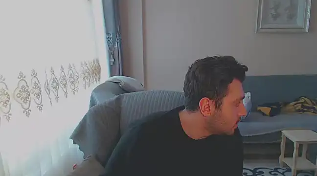 Snapshot of handsomeee04 chatting on 19, 2, 2025 handsomeee04 online show from 19, 2, 2025