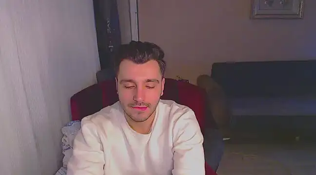 Snapshot of handsomeee04 chatting on 28, 2, 2025 handsomeee04 online show from 28, 2, 2025