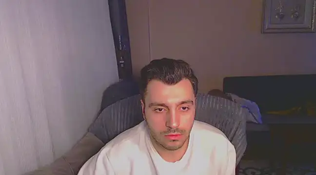 Snapshot of handsomeee04 chatting on 28, 2, 2025 handsomeee04 online show from 28, 2, 2025