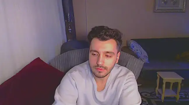 Snapshot of handsomeee04 chatting on 4, 3, 2025 handsomeee04 online show from 4, 3, 2025