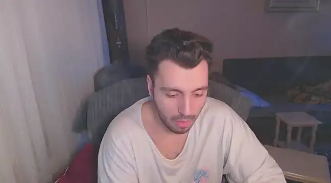 Snapshot of handsomeee04 chatting on 10, 3, 2025 handsomeee04 online show from 10, 3, 2025