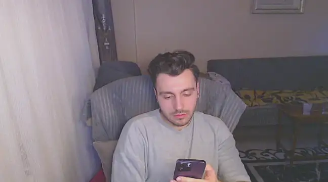 Snapshot of handsomeee04 chatting on 15, 3, 2025 handsomeee04 online show from 15, 3, 2025