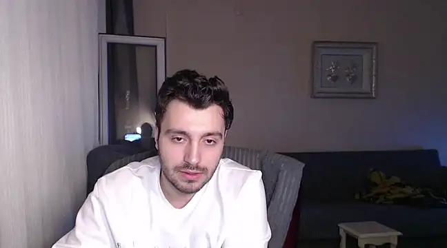 Snapshot of handsomeee04 chatting on 20, 3, 2025 handsomeee04 online show from 20, 3, 2025