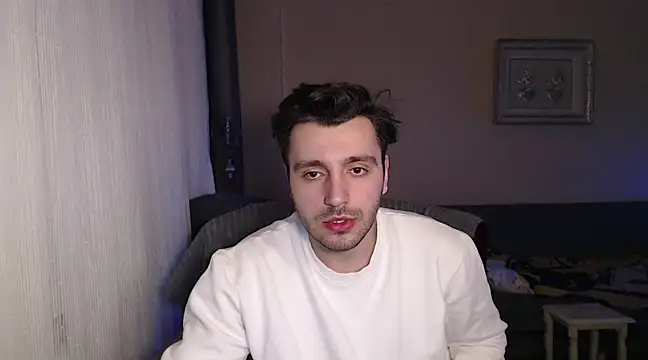 Snapshot of handsomeee04 chatting on 23, 3, 2025 handsomeee04 online show from 23, 3, 2025