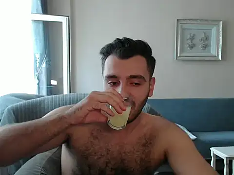 Snapshot of handsomeee04 chatting on 11, 9, 2025 handsomeee04 online show from 11, 9, 2025