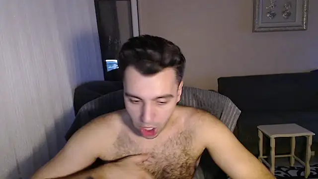 Snapshot of handsomeee04 chatting on 13, 9, 2025 handsomeee04 online show from 13, 9, 2025