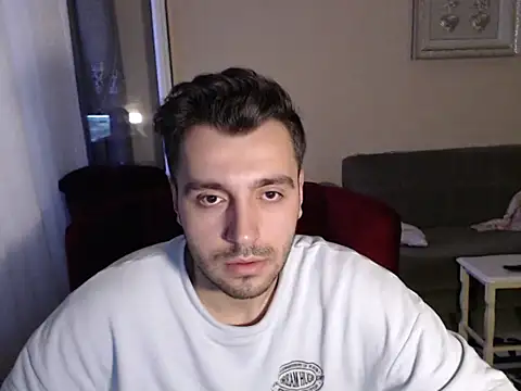 Snapshot of handsomeee04 chatting on 24, 9, 2025 handsomeee04 online show from 24, 9, 2025