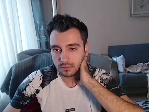 Snapshot of handsomeee04 chatting on 8, 10, 2025 handsomeee04 online show from 8, 10, 2025