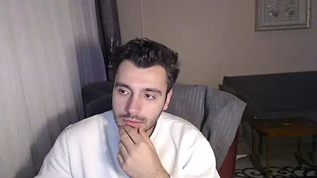 Snapshot of handsomeee04 chatting on 11, 10, 2025 handsomeee04 online show from 11, 10, 2025