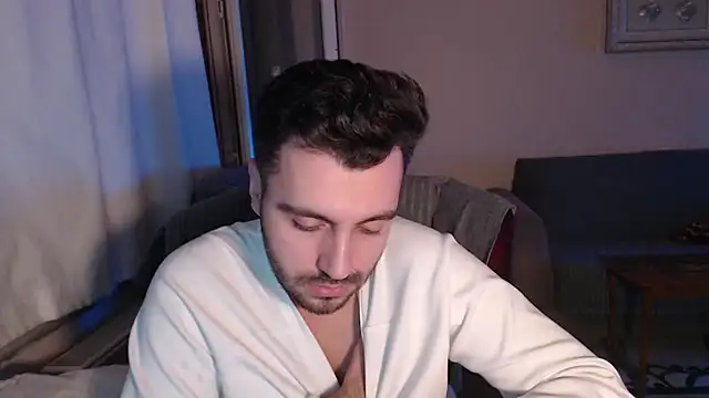 Snapshot of handsomeee04 chatting on 4, 11, 2025 handsomeee04 online show from 4, 11, 2025