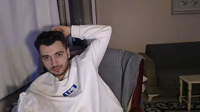 Snapshot of handsomeee04 chatting on 9, 11, 2025 handsomeee04 online show from 9, 11, 2025