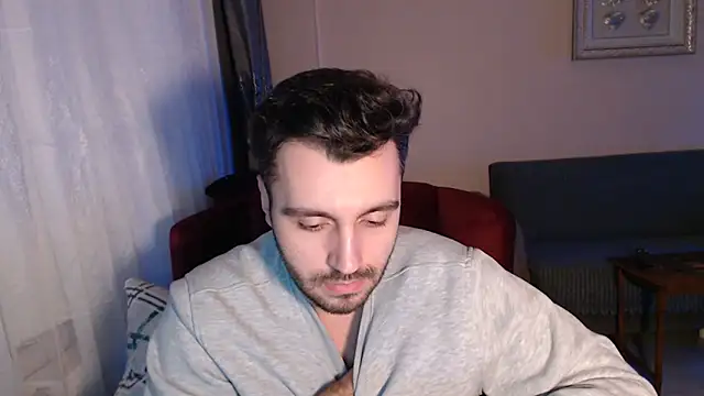 Snapshot of handsomeee04 chatting on 12, 11, 2025 handsomeee04 online show from 12, 11, 2025