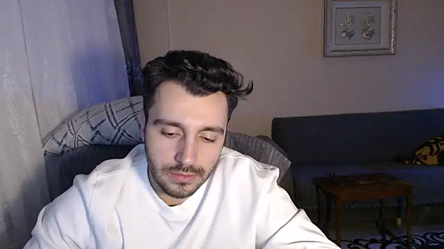 Snapshot of handsomeee04 chatting on 19, 11, 2025 handsomeee04 online show from 19, 11, 2025