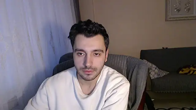 Snapshot of handsomeee04 chatting on 27, 11, 2025 handsomeee04 online show from 27, 11, 2025