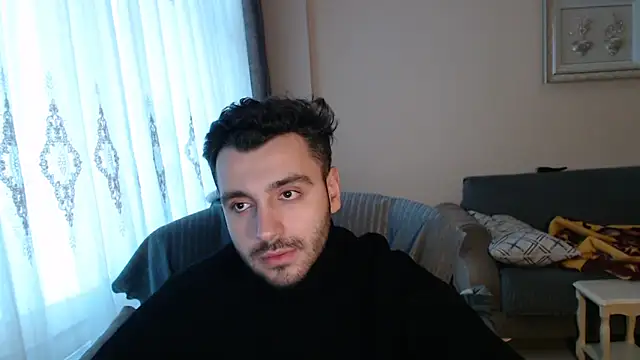 Snapshot of handsomeee04 chatting on 14, 12, 2025 handsomeee04 online show from 14, 12, 2025