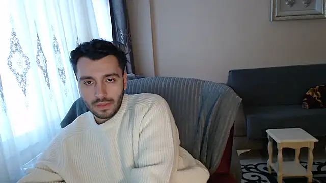 Snapshot of handsomeee04 chatting on 15, 12, 2025 handsomeee04 online show from 15, 12, 2025