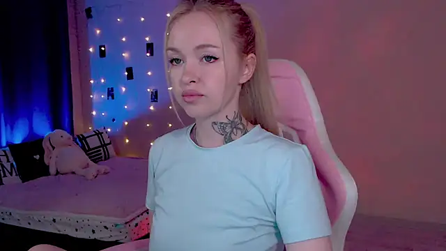 Snapshot of Naughty_Mable chatting on 13, 7, 2026 Naughty Mable online show from 13, 7, 2026