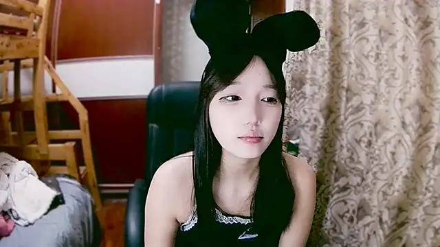 lulu-2002 online show from 26, 12, 2024