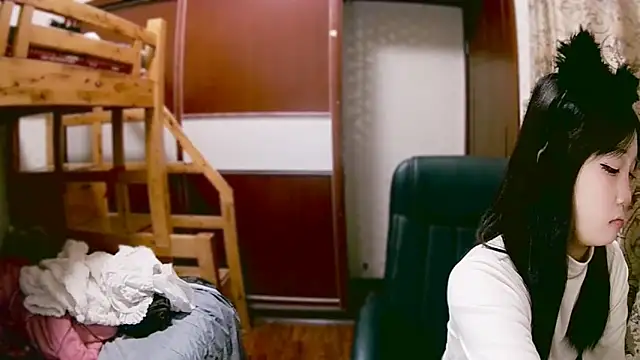 lulu-2002 online show from 27, 12, 2024