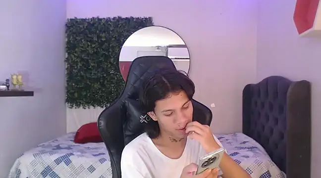 andy dan18 online show from 8, 2, 2025