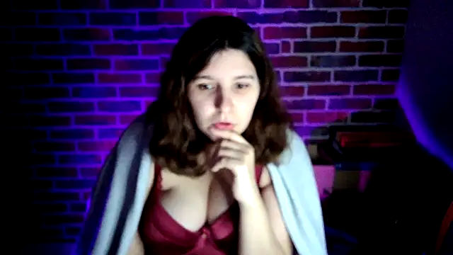 Heleneecesmecs2 online show from 27, 12, 2024