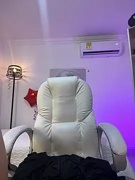 Snapshot of samy_xoxox chatting on 22, 2, 2025 samy xoxox online show from 22, 2, 2025