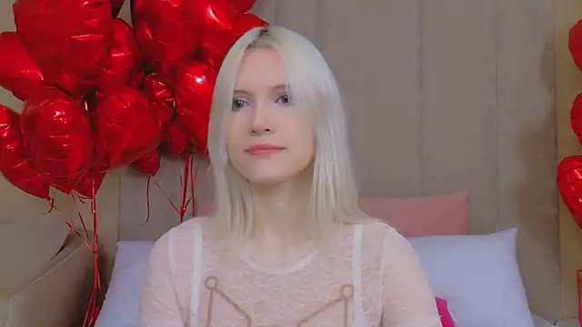 Snapshot of NellieLoyns chatting on 17, 2, 2026 NellieLoyns online show from 17, 2, 2026