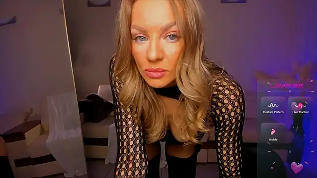Oliva Candy online show from 3, 6, 2026