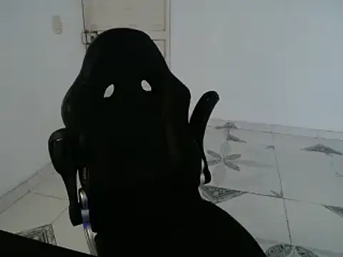 Clyde019 online show from 8, 1, 2025