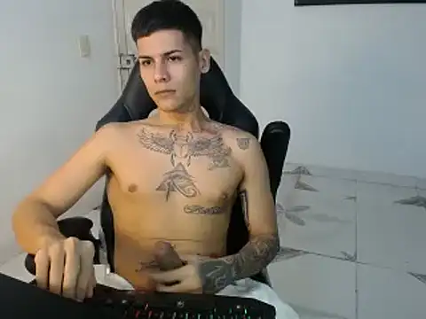 Clyde019 online show from 11, 2, 2025