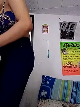 Snapshot of BlakeandRouse chatting on 1, 2, 2025 BlakeandRouse online show from 1, 2, 2025