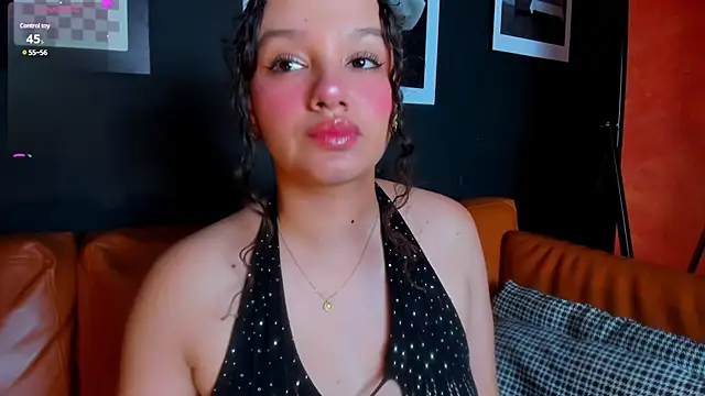 Snapshot of LucyLovelyy chatting on 9, 1, 2025 LucyLovelyy online show from 9, 1, 2025