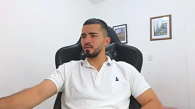 Massimoo 07 online show from 3, 3, 2025