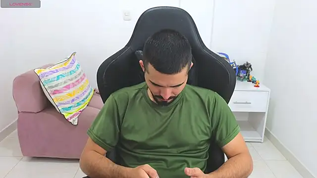 Massimoo 07 online show from 4, 2, 2026